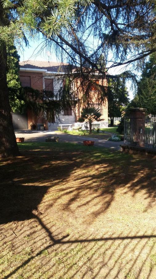 Villa Paulette Bassignana Buitenkant foto