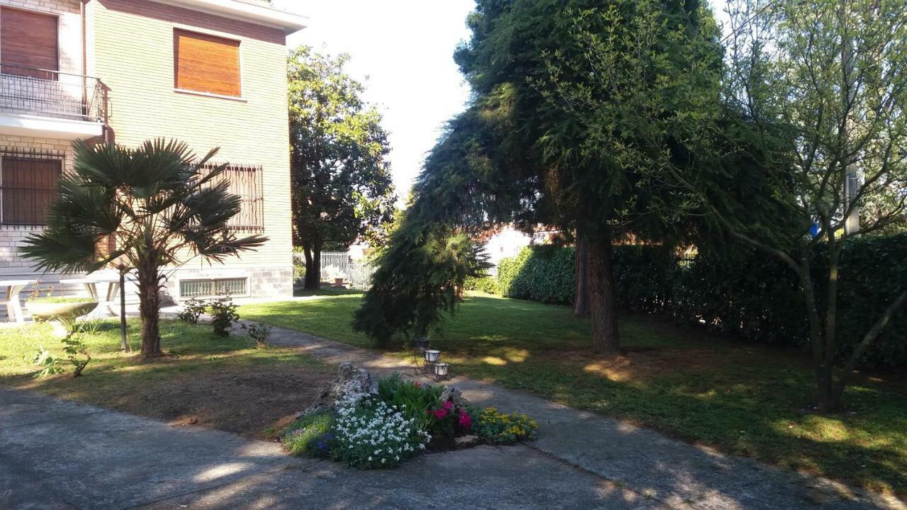 Villa Paulette Bassignana Buitenkant foto